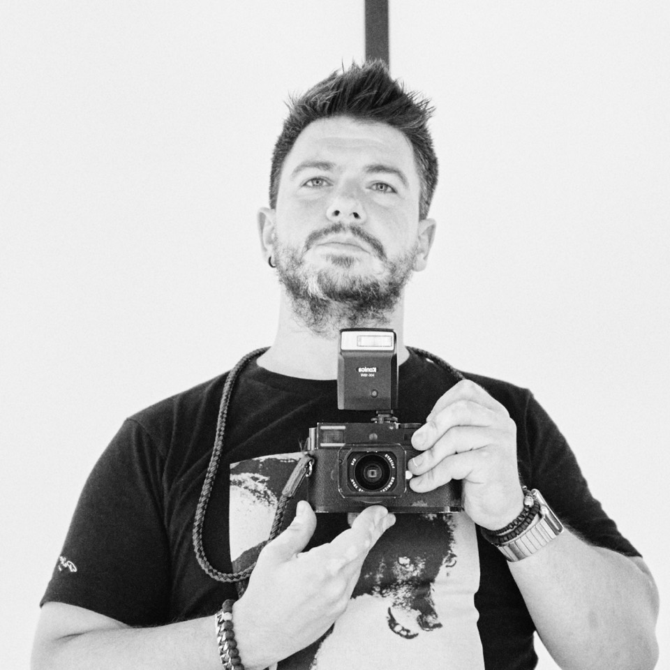 Toto Tvalavadze, self-portrait